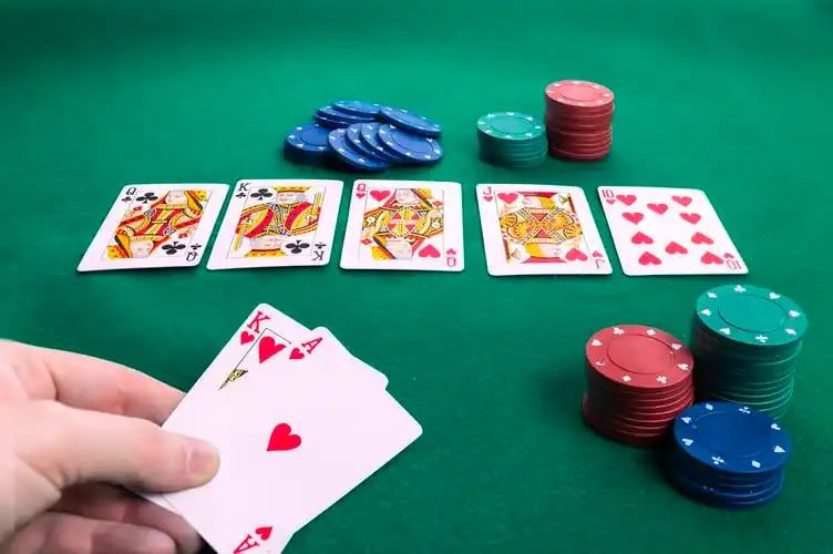 Giao diện chính lo top mb với thiết kế hiện đại, tập trung trải nghiệm người dùng trên di động và desktop VT
